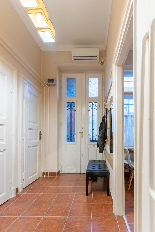 City Center Apartment Debrecen Esterno foto