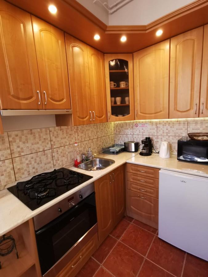 City Center Apartment Debrecen Esterno foto